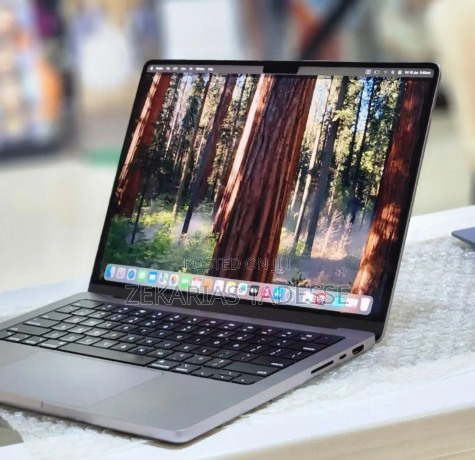 New Laptop Apple MacBook Pro 2020 M1 16GB Apple M1 SSD 512GB