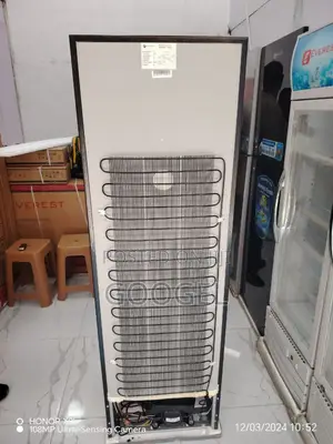 Prado Refrigerator