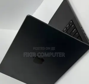 New Laptop Apple MacBook Pro 2024 M4 14-Inch 16GB Apple M4 SSD 1T