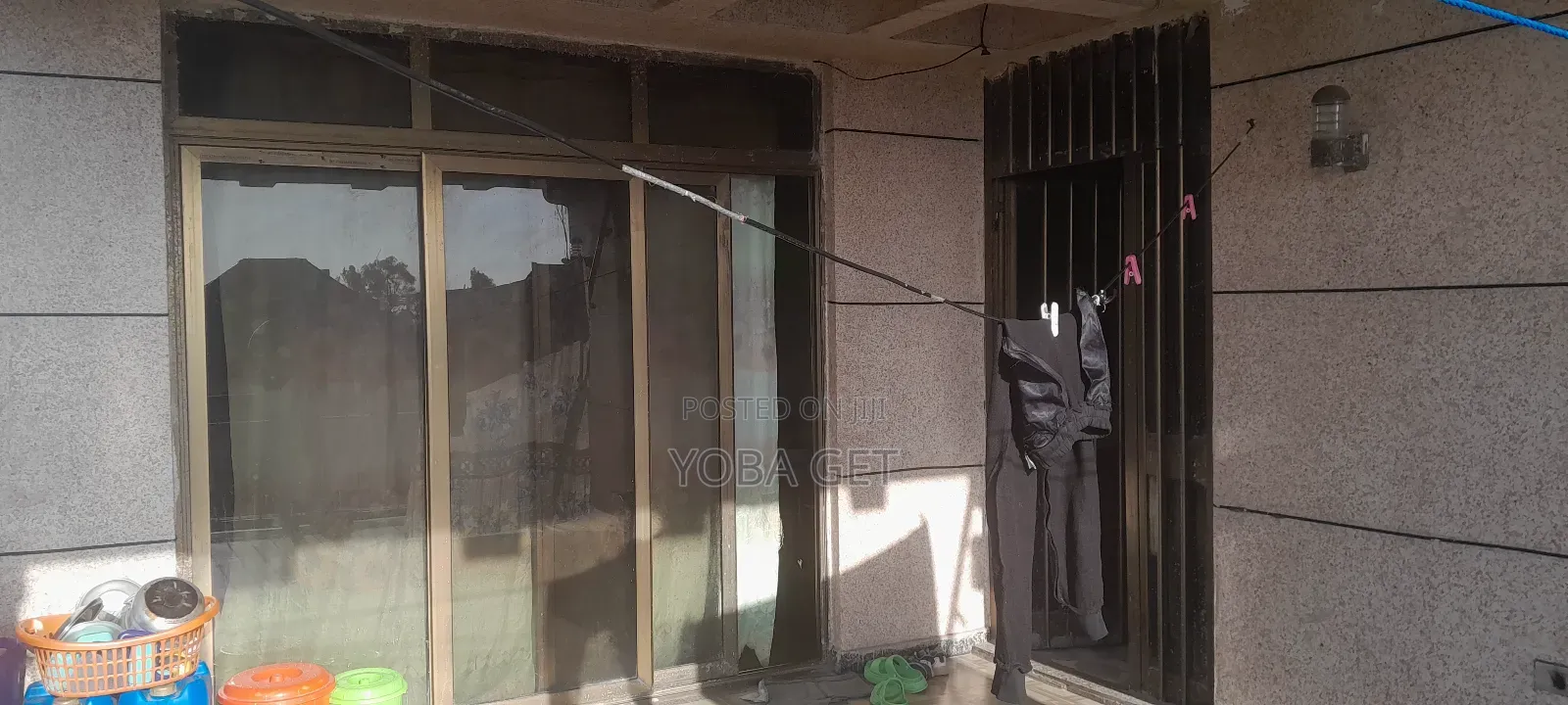 6bdrm House in Akaky Kaliti for sale