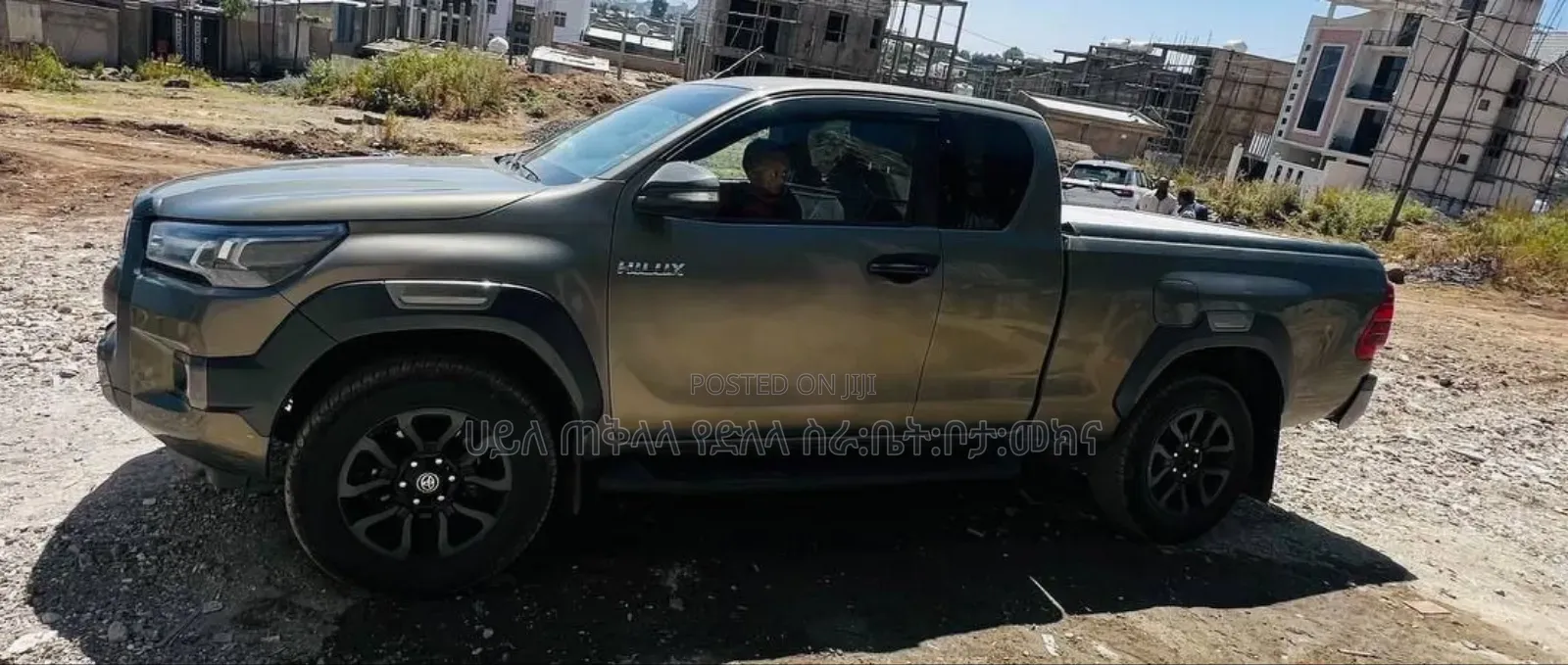 Toyota Hilux 2021 Gold