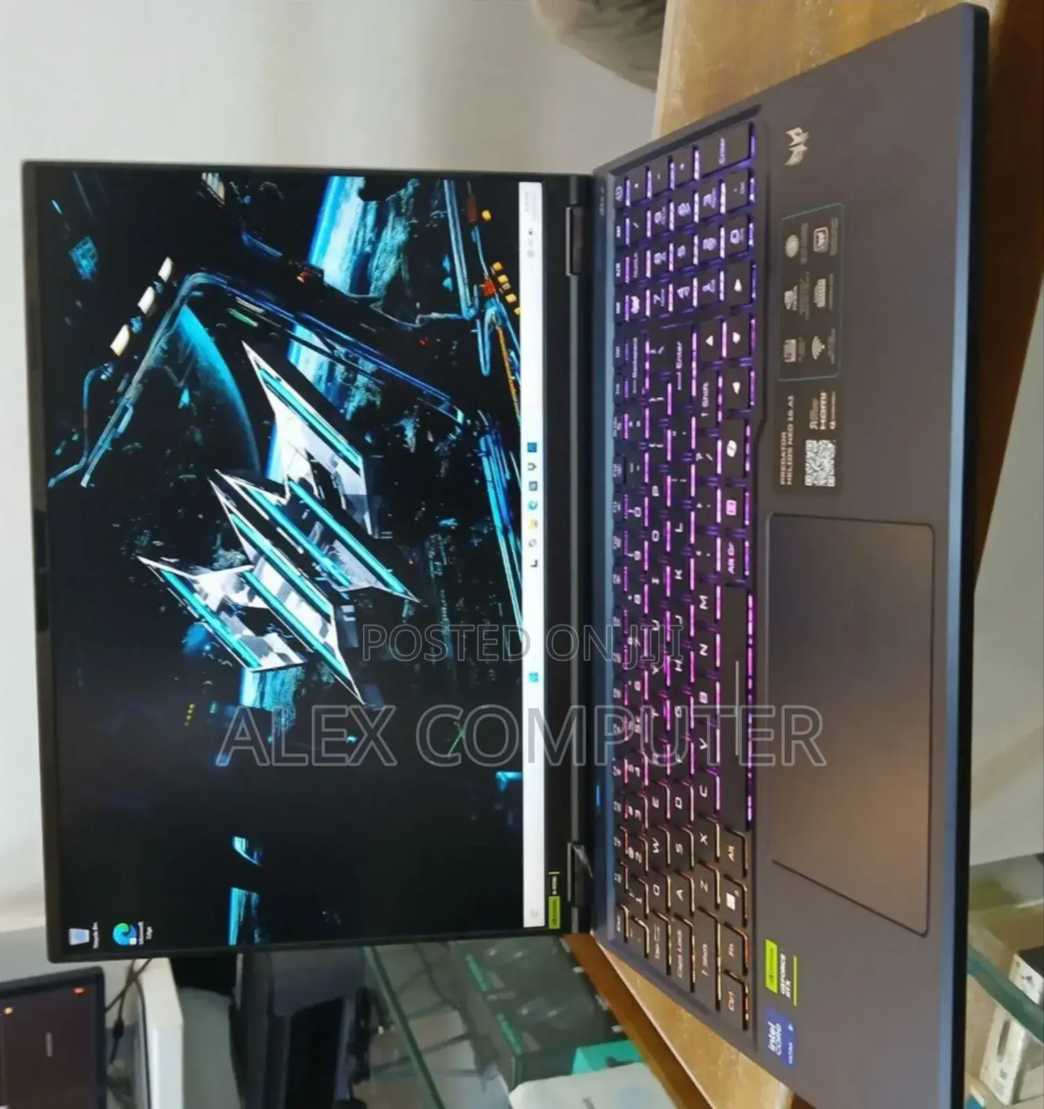 New Laptop Acer 32GB Intel Core Ultra 9 SSD 1T