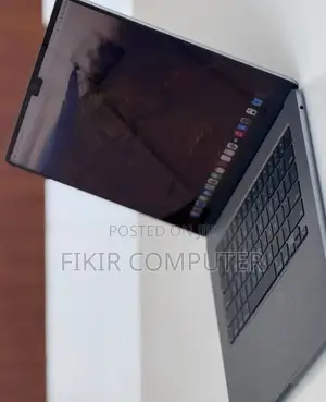 New Laptop Apple MacBook Air 2024 M3 15-Inch 8GB Apple M3 SSD 256GB