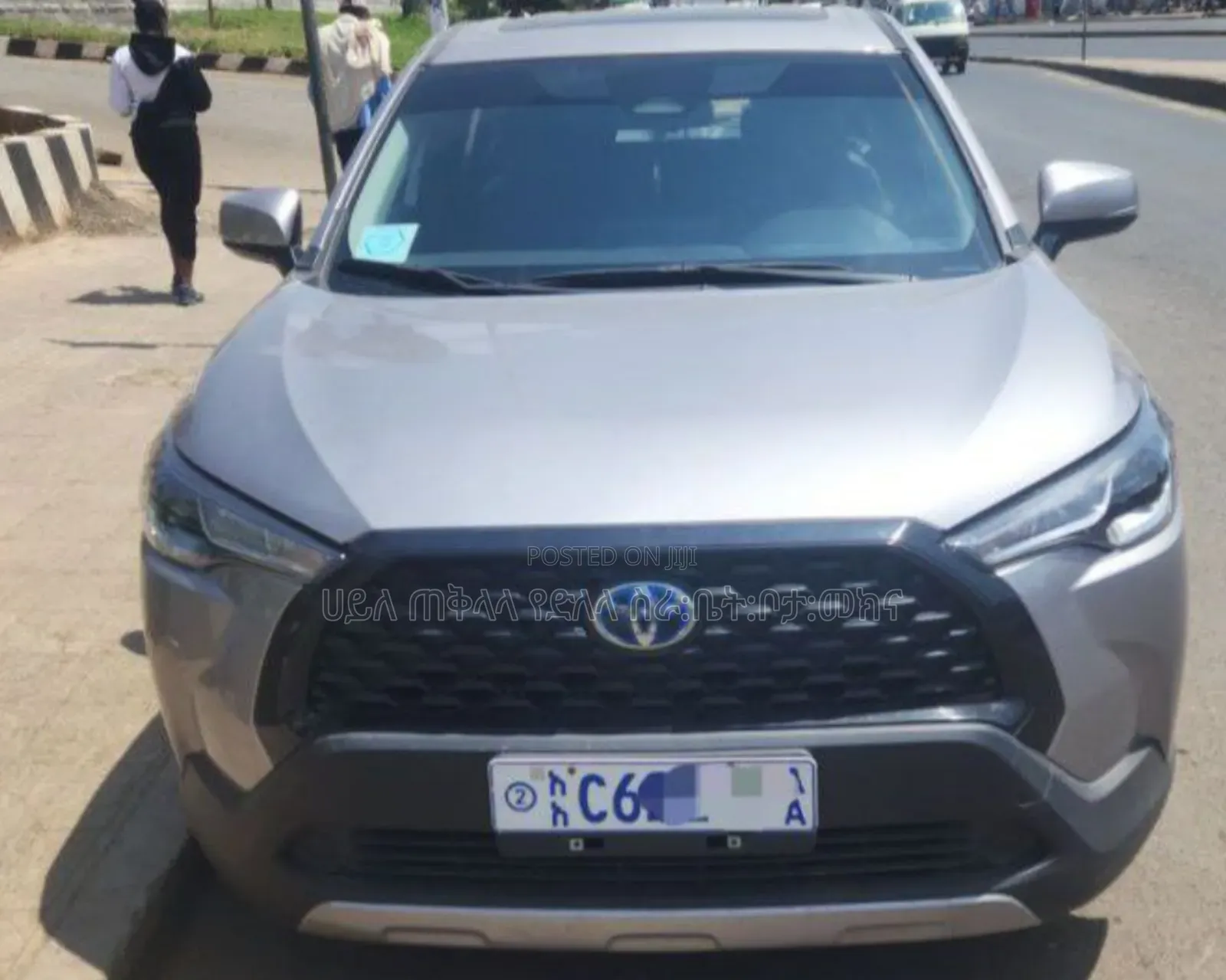 Toyota Corolla Cross Hybrid 2024 Silver