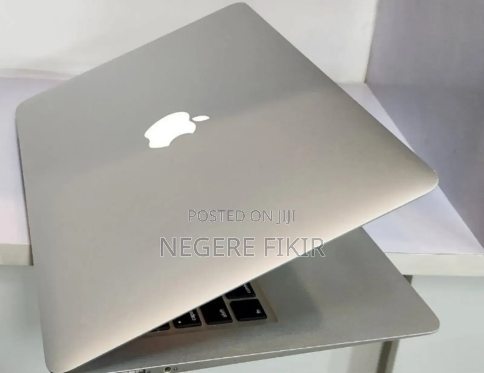 New Laptop Apple MacBook Air 2017 8GB Intel Core I5 SSD 128GB