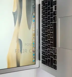 New Laptop Apple MacBook Air 2017 8GB Intel Core I5 SSD 128GB