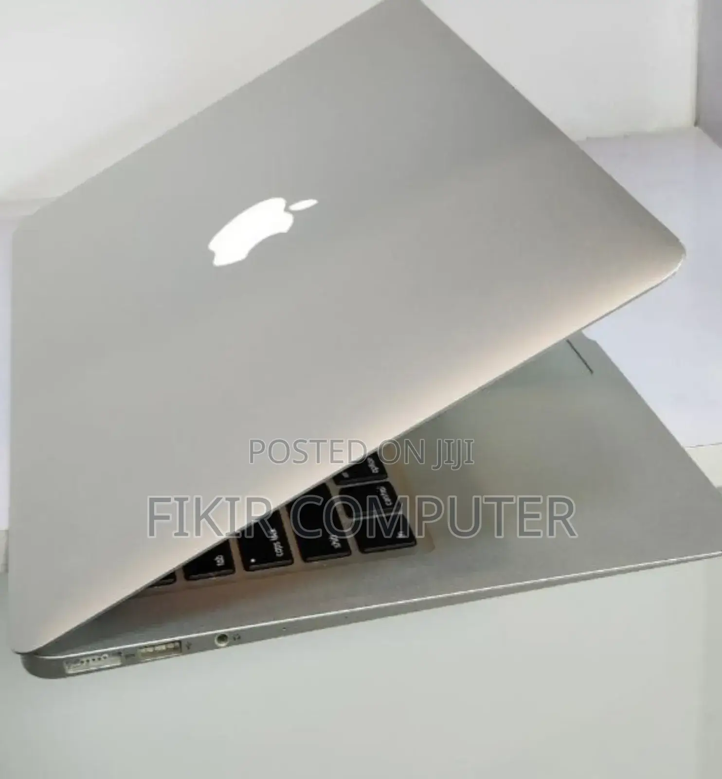 New Laptop Apple MacBook Air 2017 8GB Intel Core I5 SSD 128GB