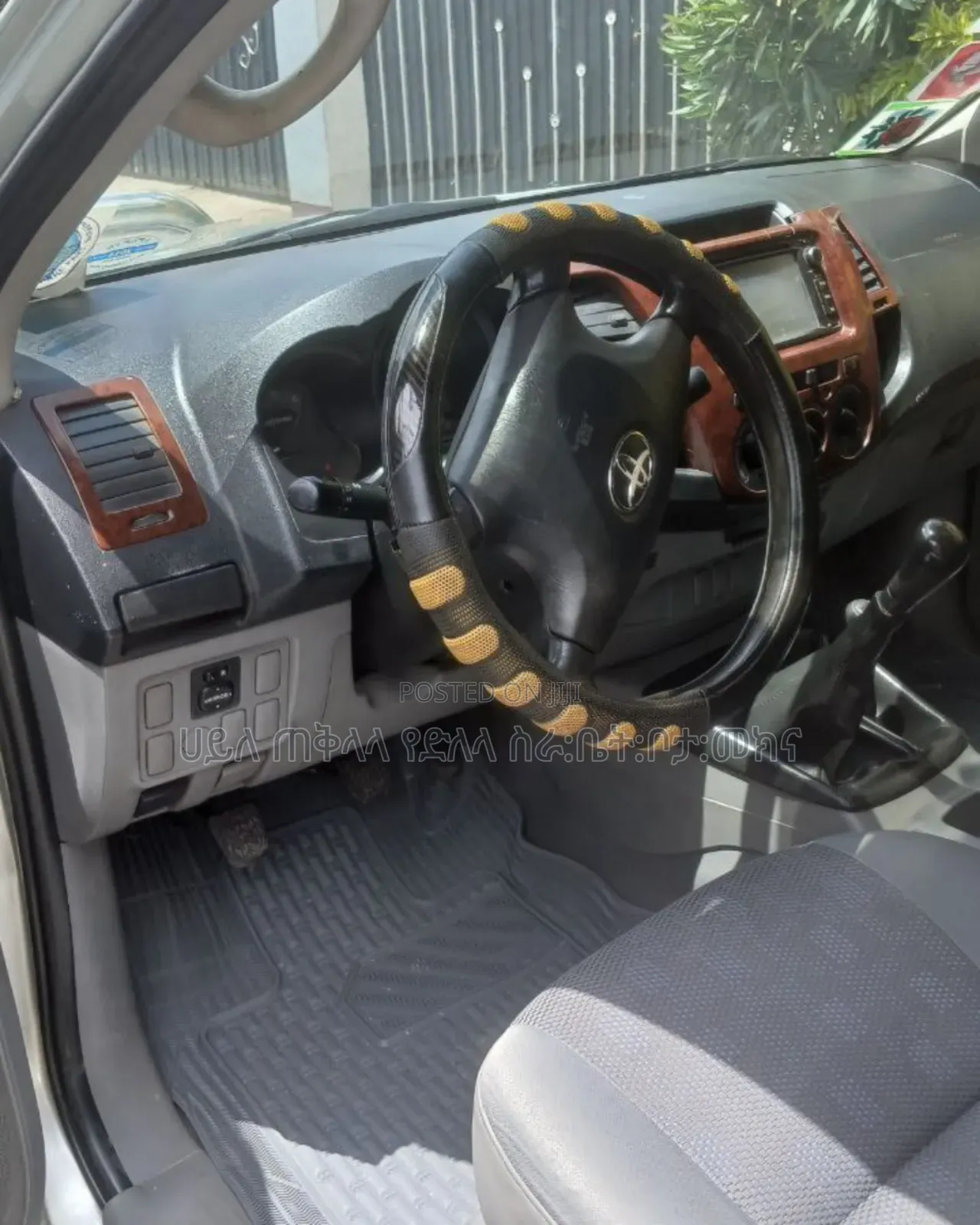 Toyota Hilux 2010 Silver