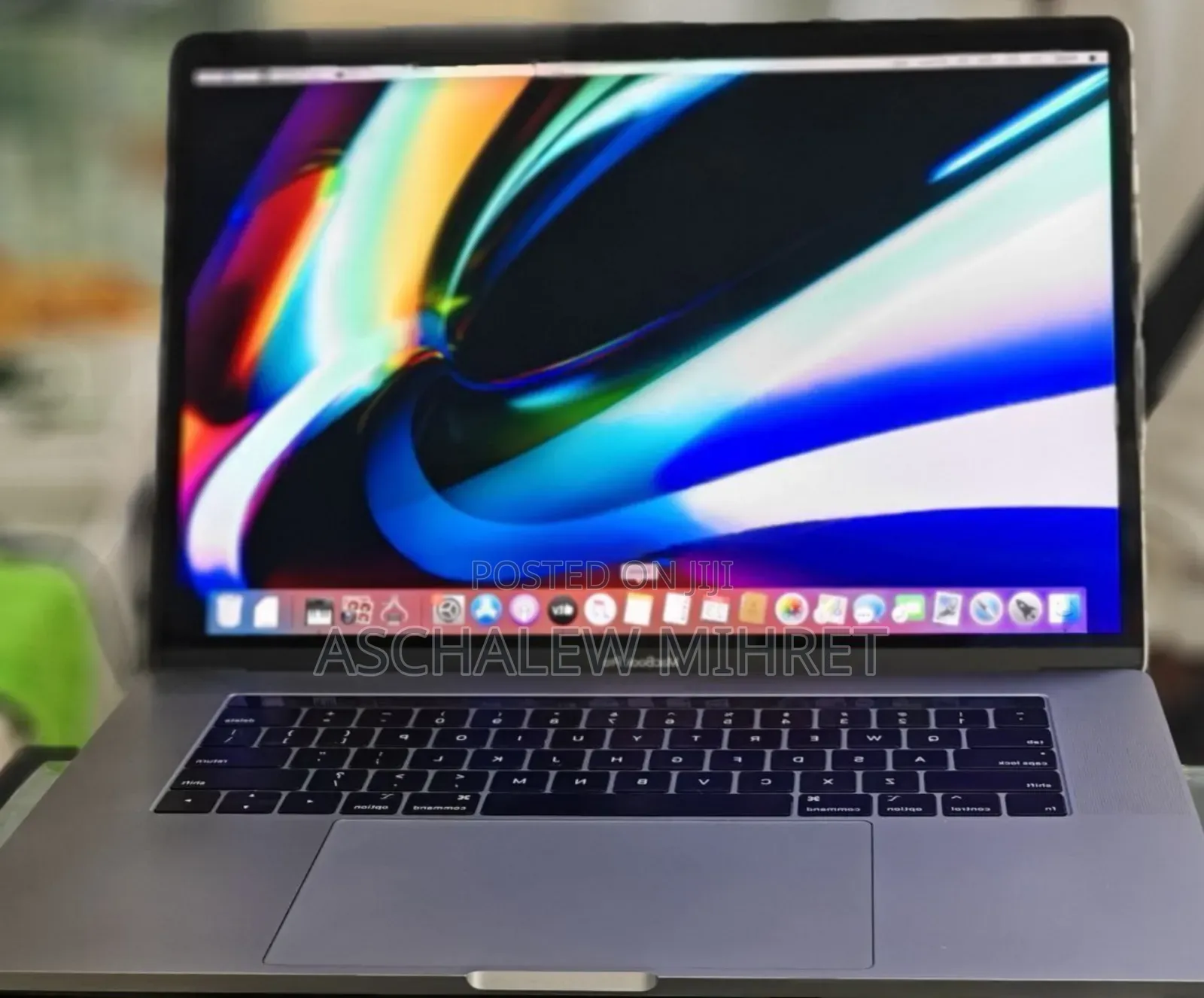 New Laptop Apple MacBook Pro M1 16GB Apple M1 Pro SSD 512GB