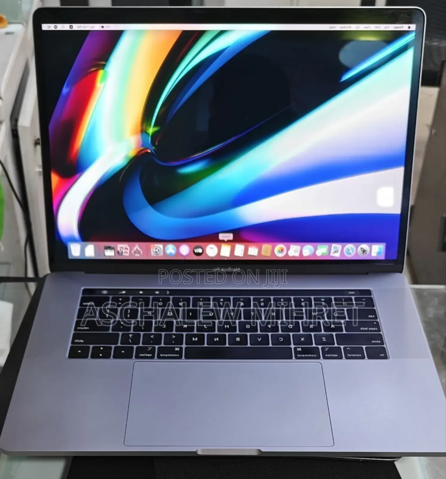 New Laptop Apple MacBook Pro M1 16GB Apple M1 Pro SSD 512GB