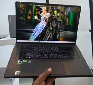 New Laptop Asus ROG Zephyrus G16 16GB Intel Core i9 SSD 1T