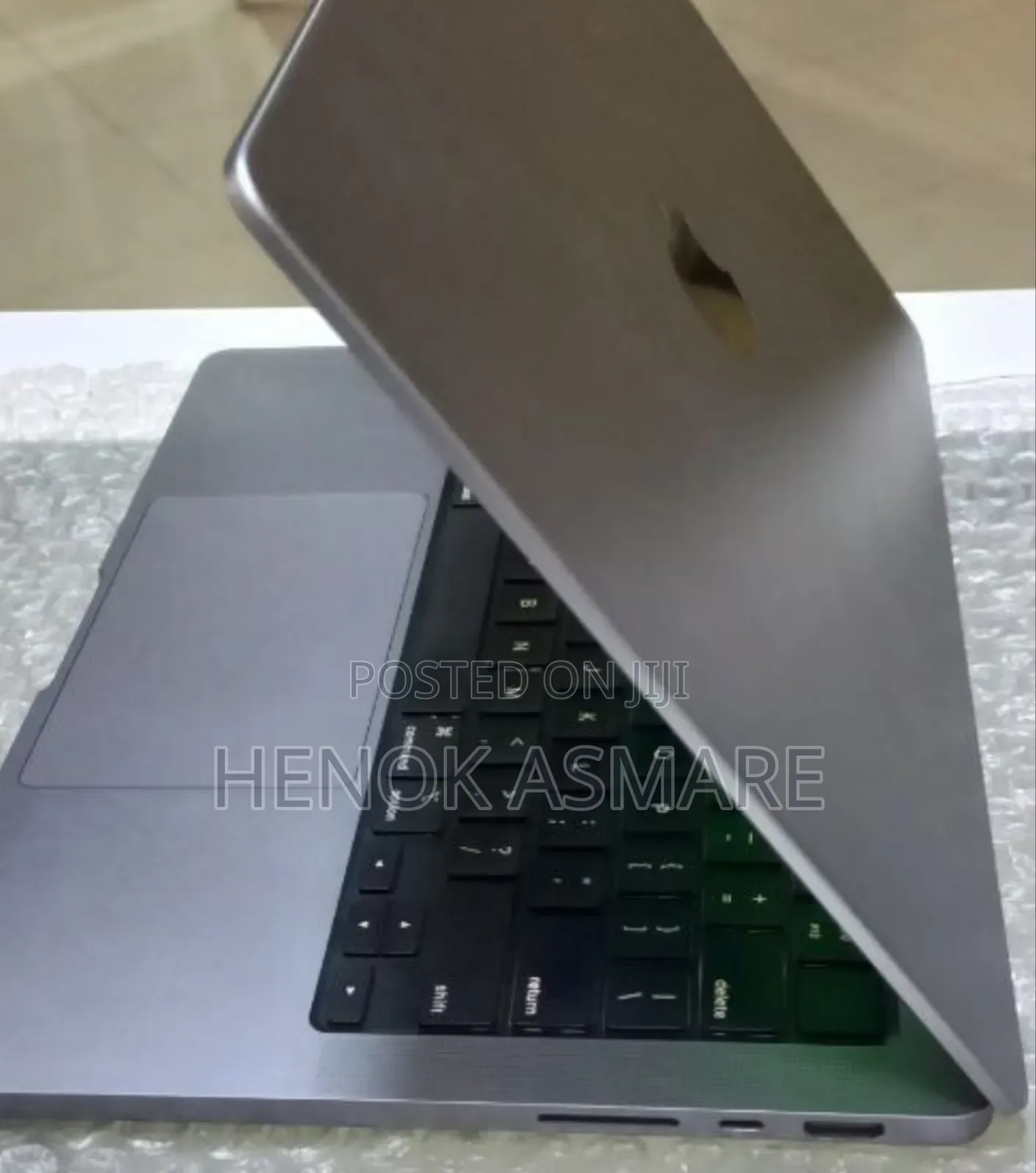 New Laptop Apple MacBook Pro M1 16GB Apple M1 SSD 512GB