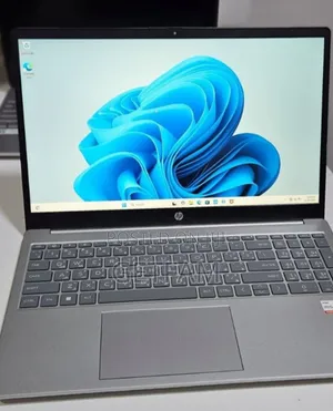 New Laptop HP 250 G10 16GB Intel Core I5 SSD 512GB