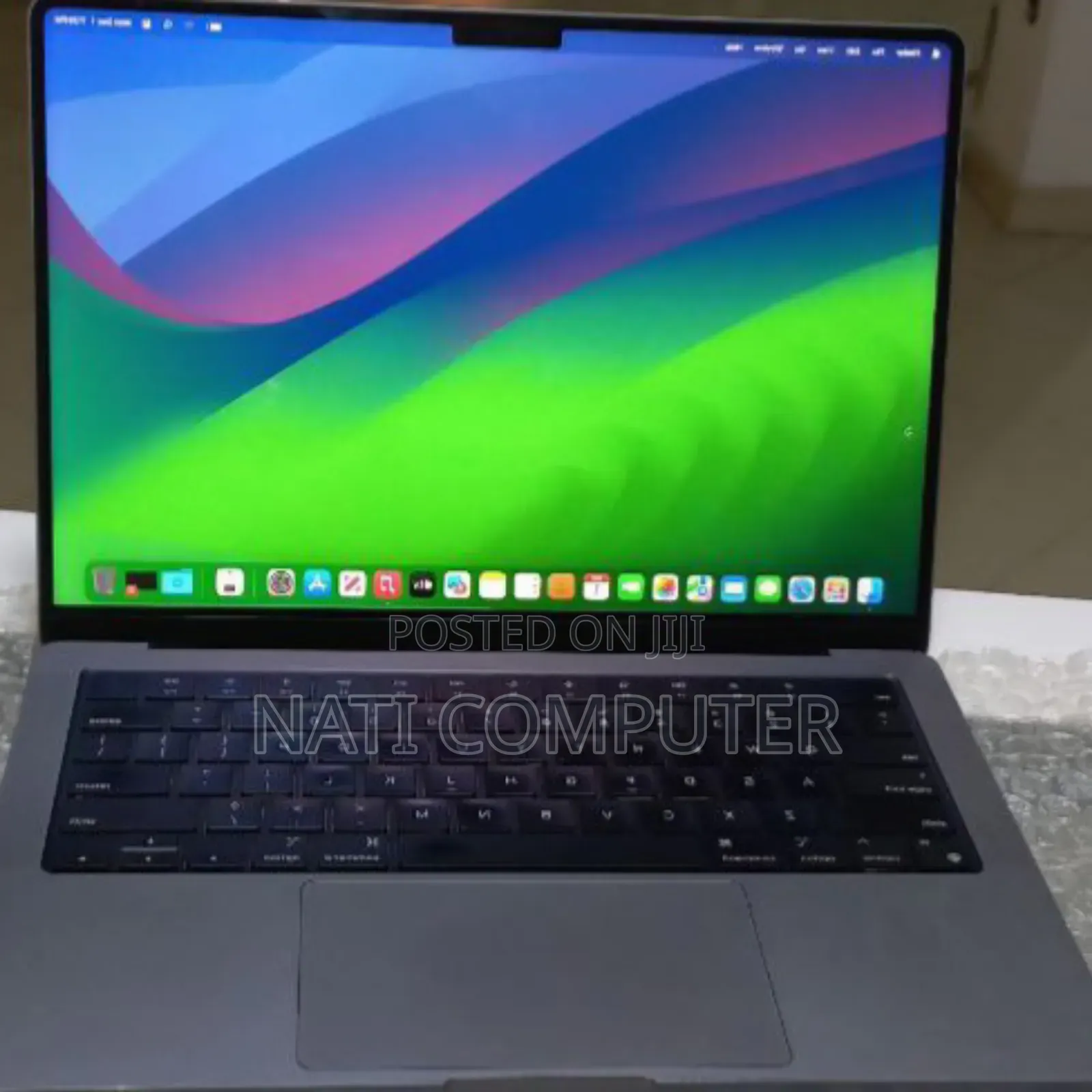 New Laptop Apple MacBook Pro 2021 M1 16GB Apple M1 Pro SSD 512GB