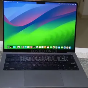 Photo - New Laptop Apple MacBook Pro 2021 M1 16GB Apple M1 Pro SSD 512GB