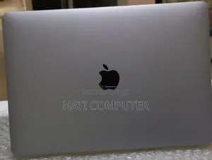 New Laptop Apple MacBook Pro 2020 M1 8GB Apple M1 Pro SSD 256GB