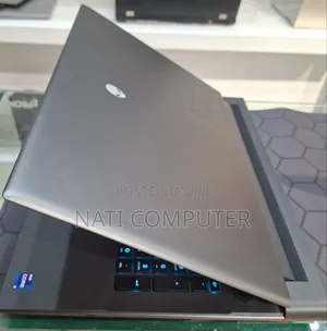 New Laptop Alienware M17x R2 32GB Intel Core I9 SSD 1T