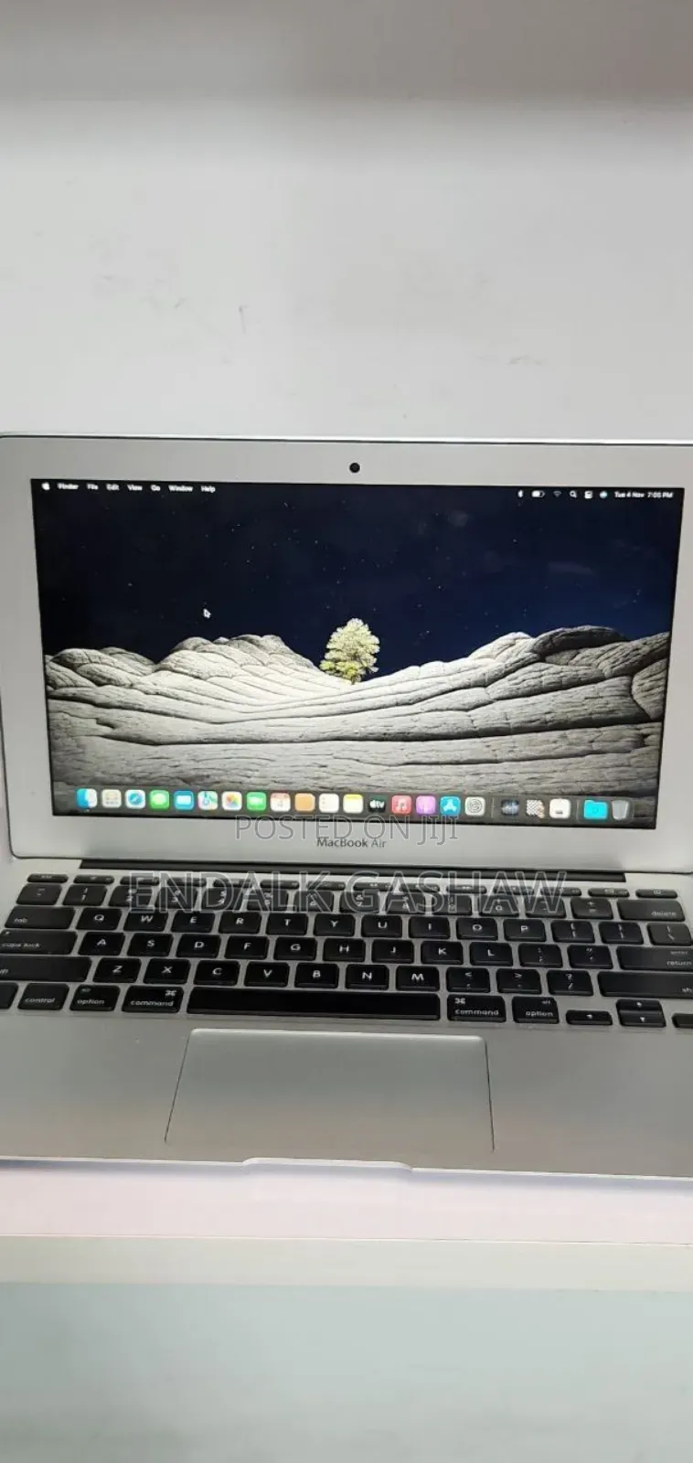 New Laptop Apple MacBook Air 2015 4GB Intel Core I5 SSD 128GB