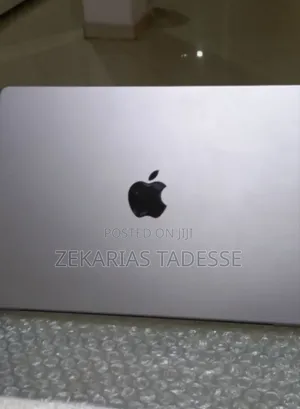 New Laptop Apple MacBook Pro 2021 M1 16GB Apple M1 Pro SSD 512GB