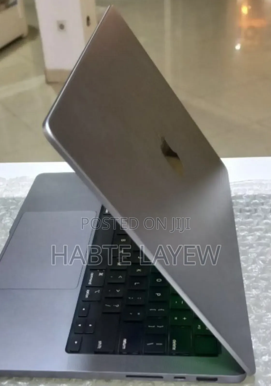 New Laptop Apple MacBook Pro 2021 M1 16GB Apple M1 SSD 512GB