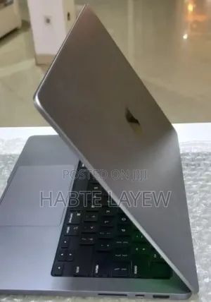 New Laptop Apple MacBook Pro 2021 M1 16GB Apple M1 SSD 512GB