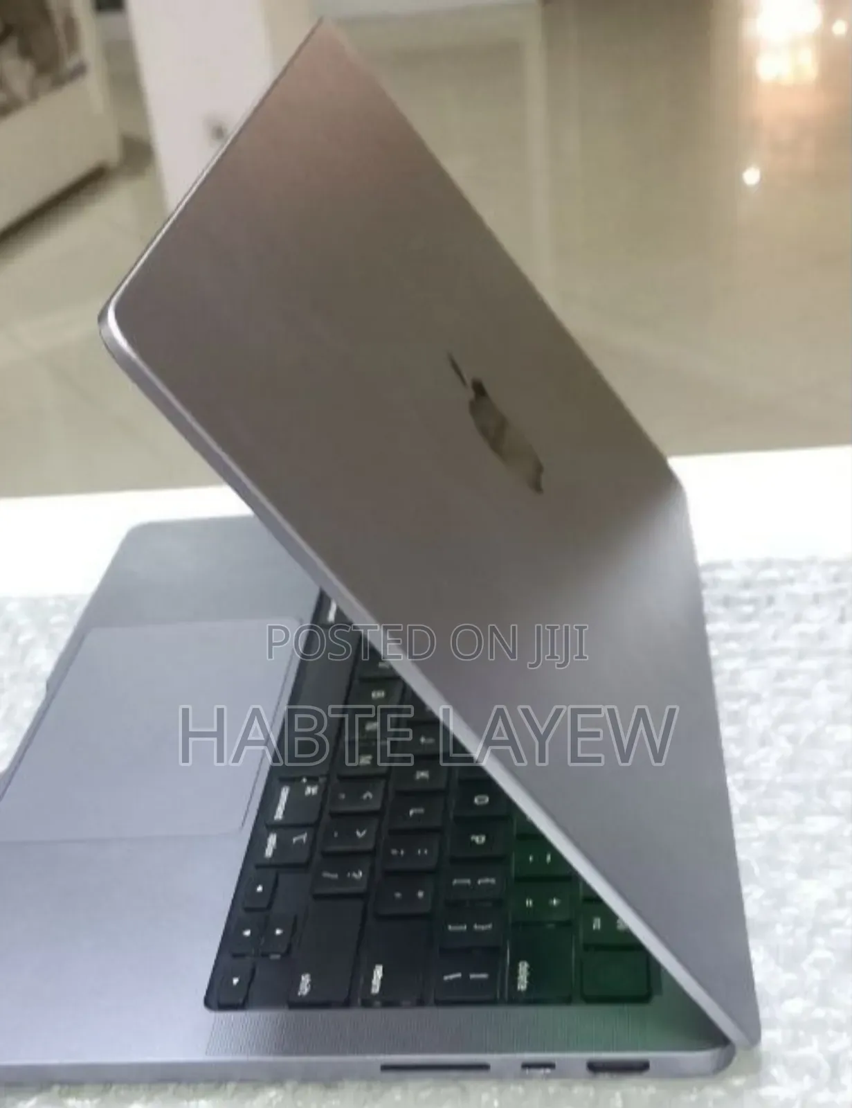 New Laptop Apple MacBook Pro 2021 M1 16GB Apple M1 SSD 512GB