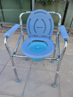 Photo - 3in1 Commode Chair Shower Seat邕刨toilet Chair杖三removable Bucket Potty