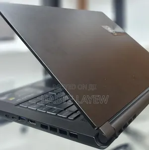 New Laptop MSI Stealth 14 Studio A13VF 16GB Intel Core I7 SSD 1T