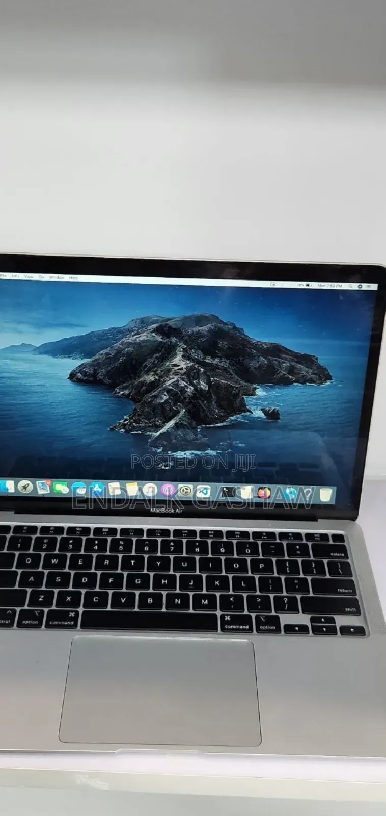 New Laptop Apple MacBook Air 2020 8GB Intel Core I3 SSD 256GB