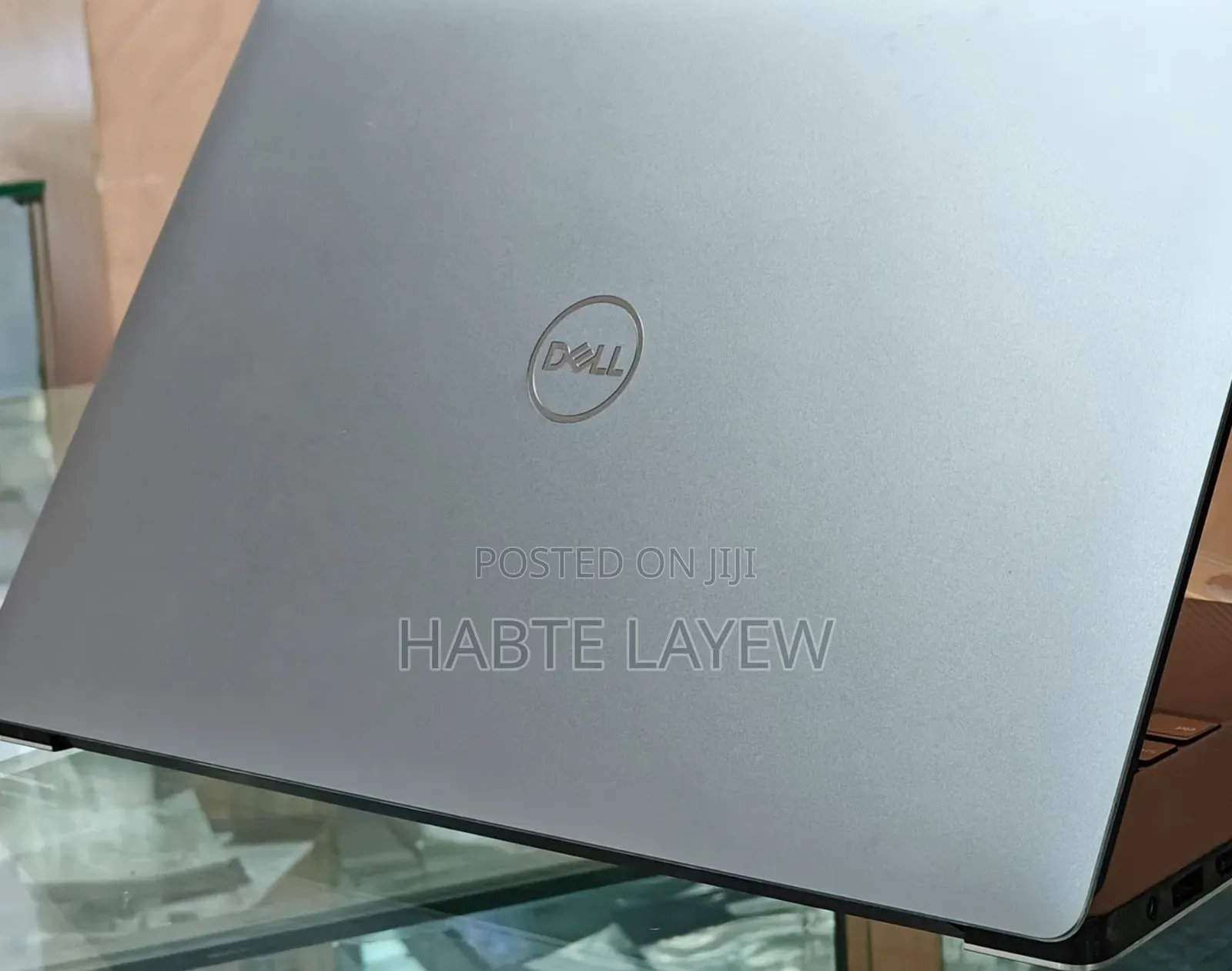 New Laptop Dell Precision 5540 16GB Intel Core I7 SSD 512GB