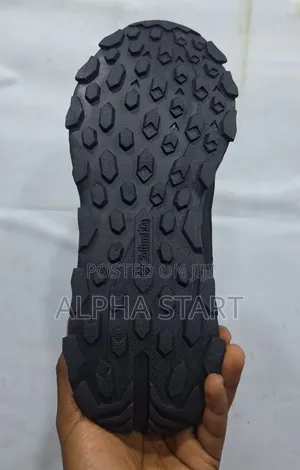  New Arrival  
  Original Columbia Sneakers 
 Made in Vietnam