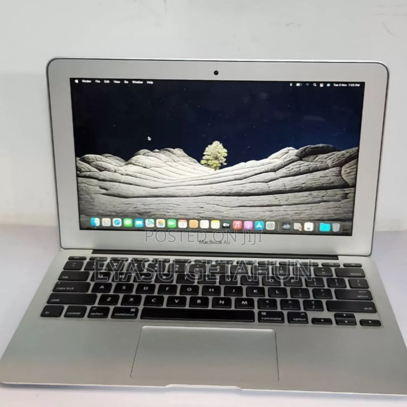 New Laptop Apple MacBook Air 2015 4GB Intel Core I5 SSD 128GB
