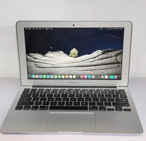 New Laptop Apple MacBook Air 2015 4GB Intel Core I5 SSD 128GB