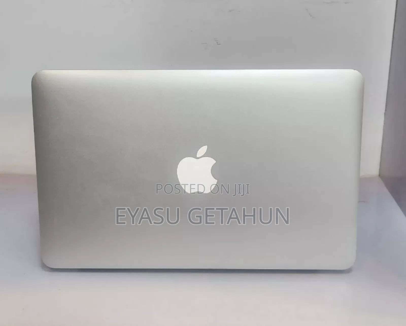 New Laptop Apple MacBook Air 2015 4GB Intel Core I5 SSD 128GB