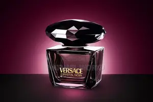 Photo - Versace Crystal Noir Perfume