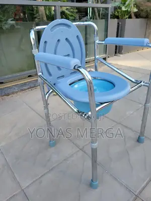 Photo - Toilet Chair甞風commode Chair妍峥adjusted According to Different Heights