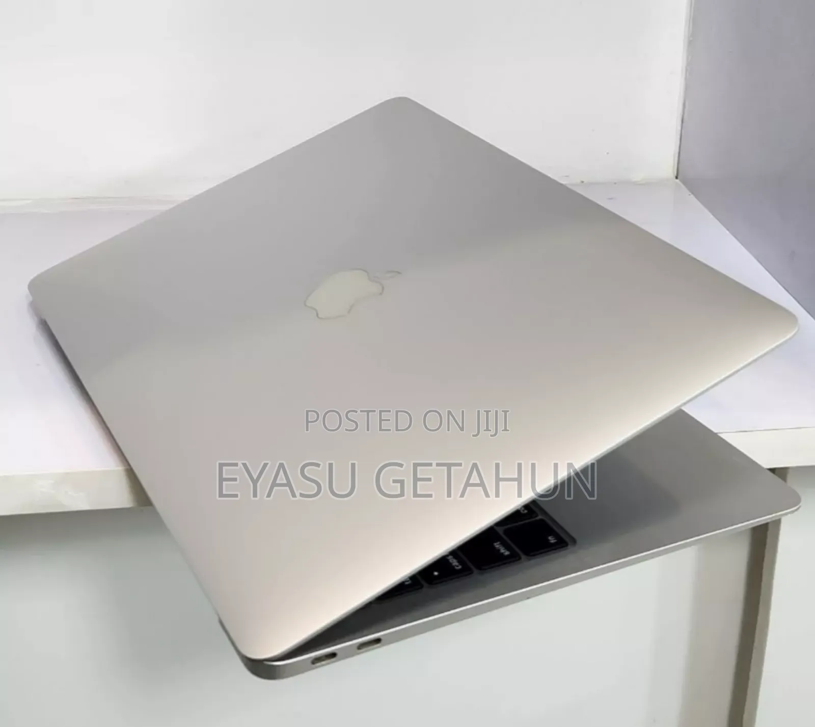 New Laptop Apple MacBook Air 2020 8GB Intel Core I3 SSD 256GB