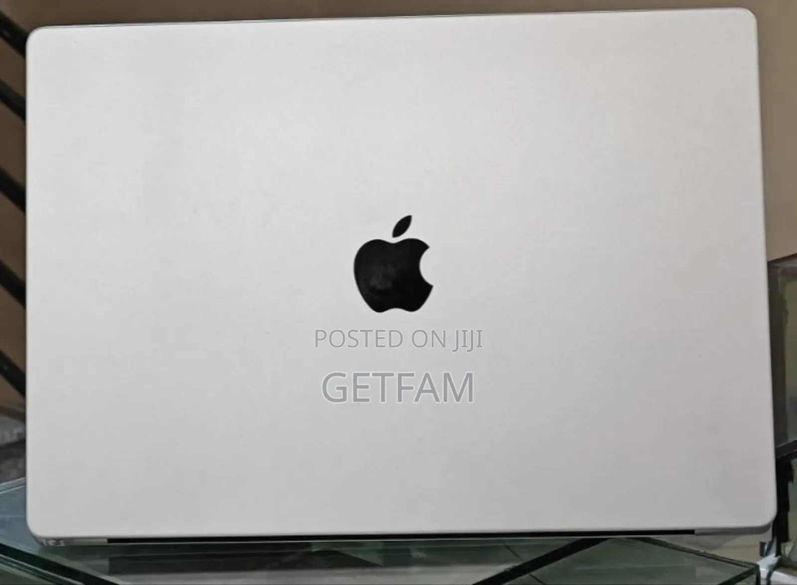 New Laptop Apple MacBook Pro M1 32GB Apple M1 Pro SSD 512GB