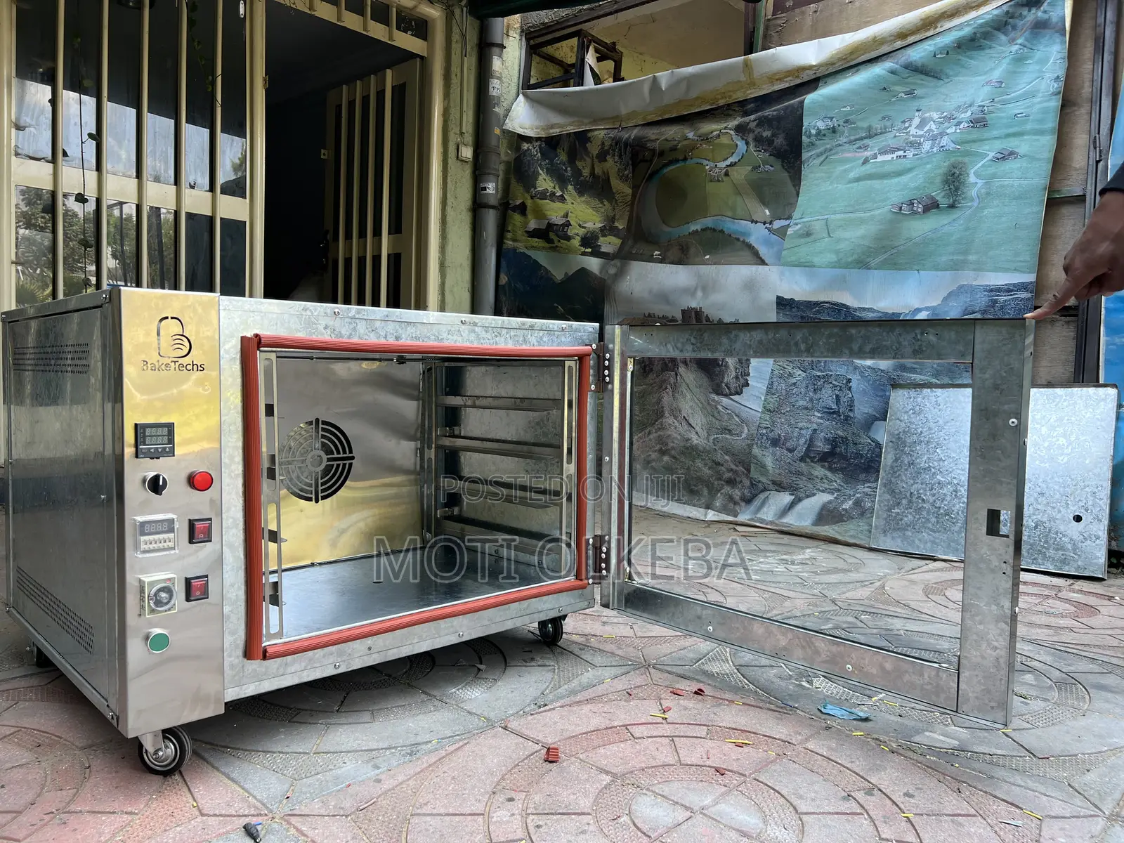 4 Tray Convention Oven 4ፓትራ ኮንቬክሽን ኦቨን የዳቦ መጋገሪያ ማሽን