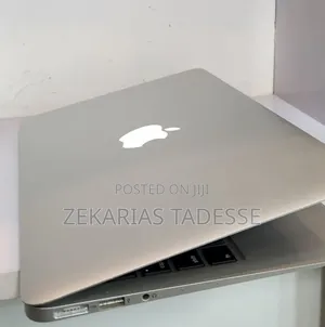 New Laptop Apple MacBook Air 2015 4GB Intel Core I5 SSD 128GB