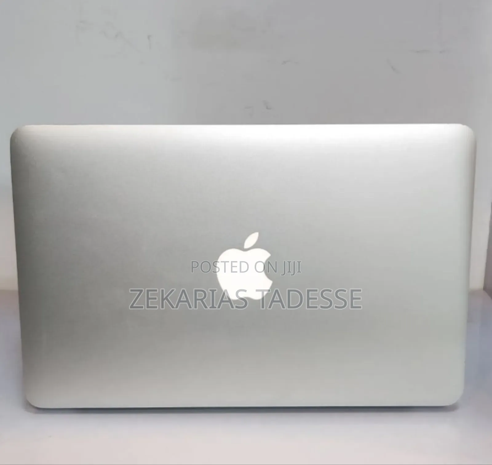 New Laptop Apple MacBook Air 2015 4GB Intel Core I5 SSD 128GB