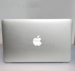 New Laptop Apple MacBook Air 2015 4GB Intel Core I5 SSD 128GB