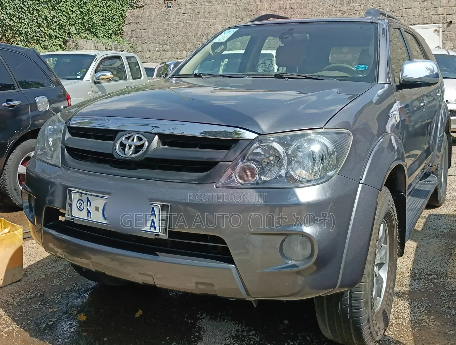 Toyota Fortuner 2013