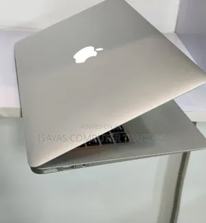 New Laptop Apple MacBook Air 2017 8GB Intel Core I5 SSD 128GB