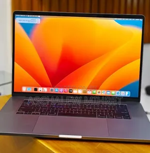 New Laptop Apple MacBook Pro 2019 16GB Intel Core I7 SSD 512GB