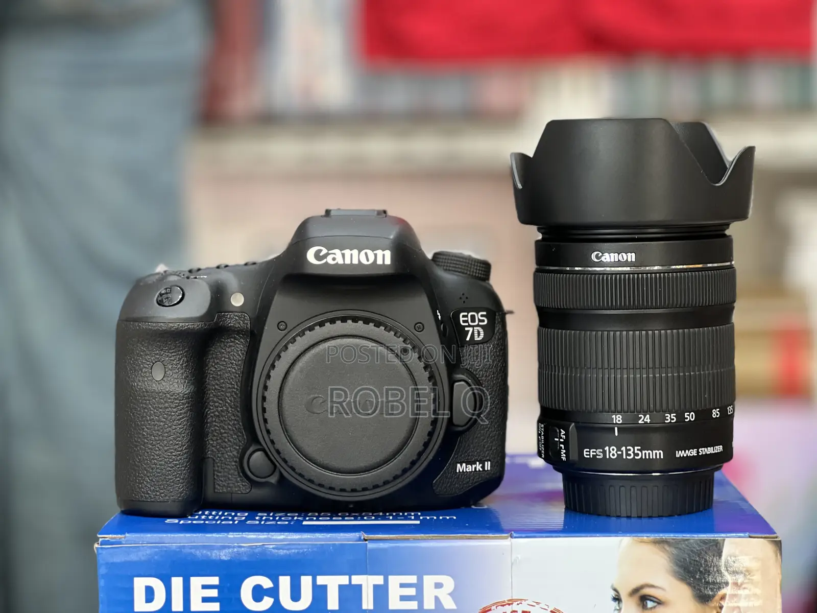 Canon 7d Mark 2 With 18-135mm STM Lens Digic 6