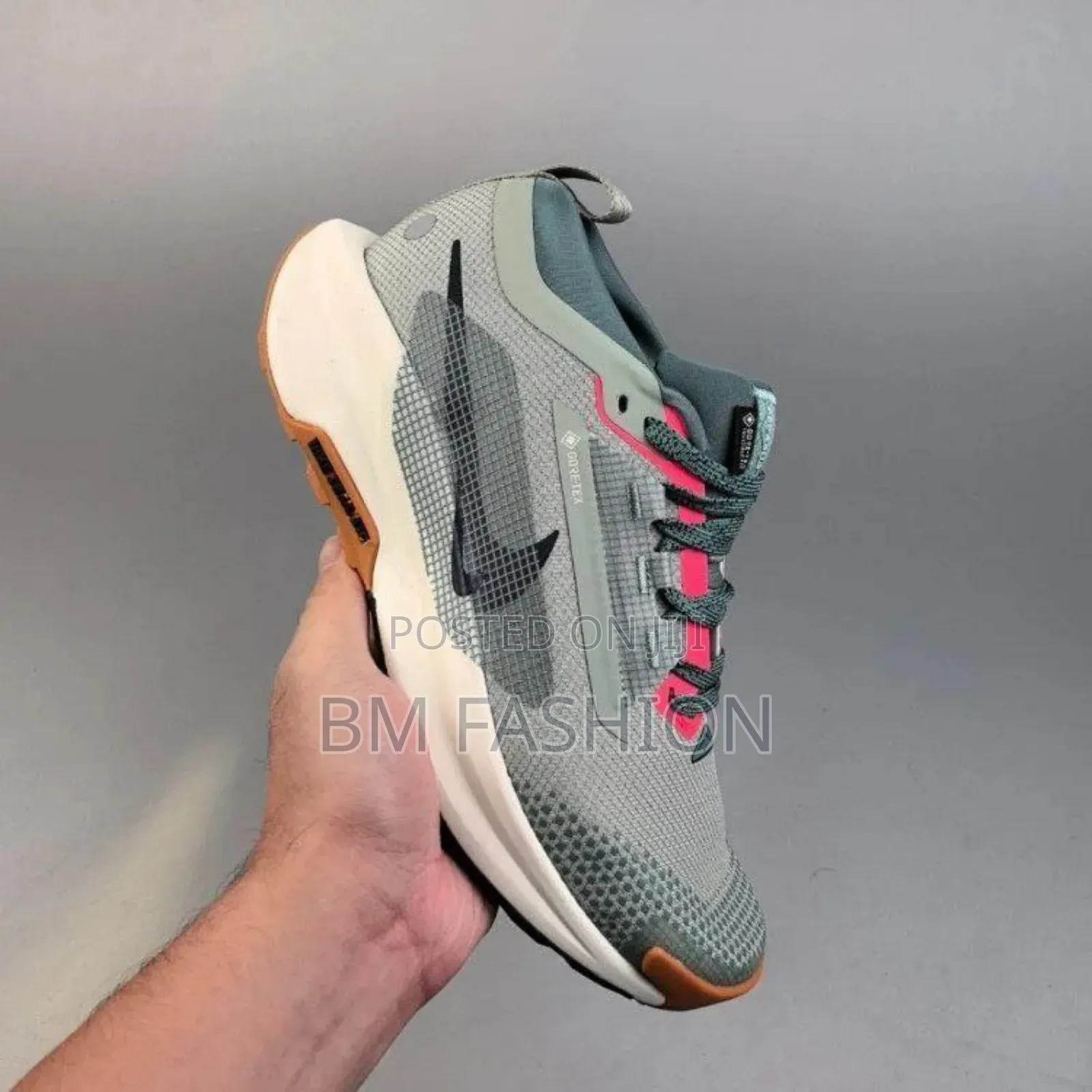 Nike Pegasus Trial 5 Lifestyle Sneakers