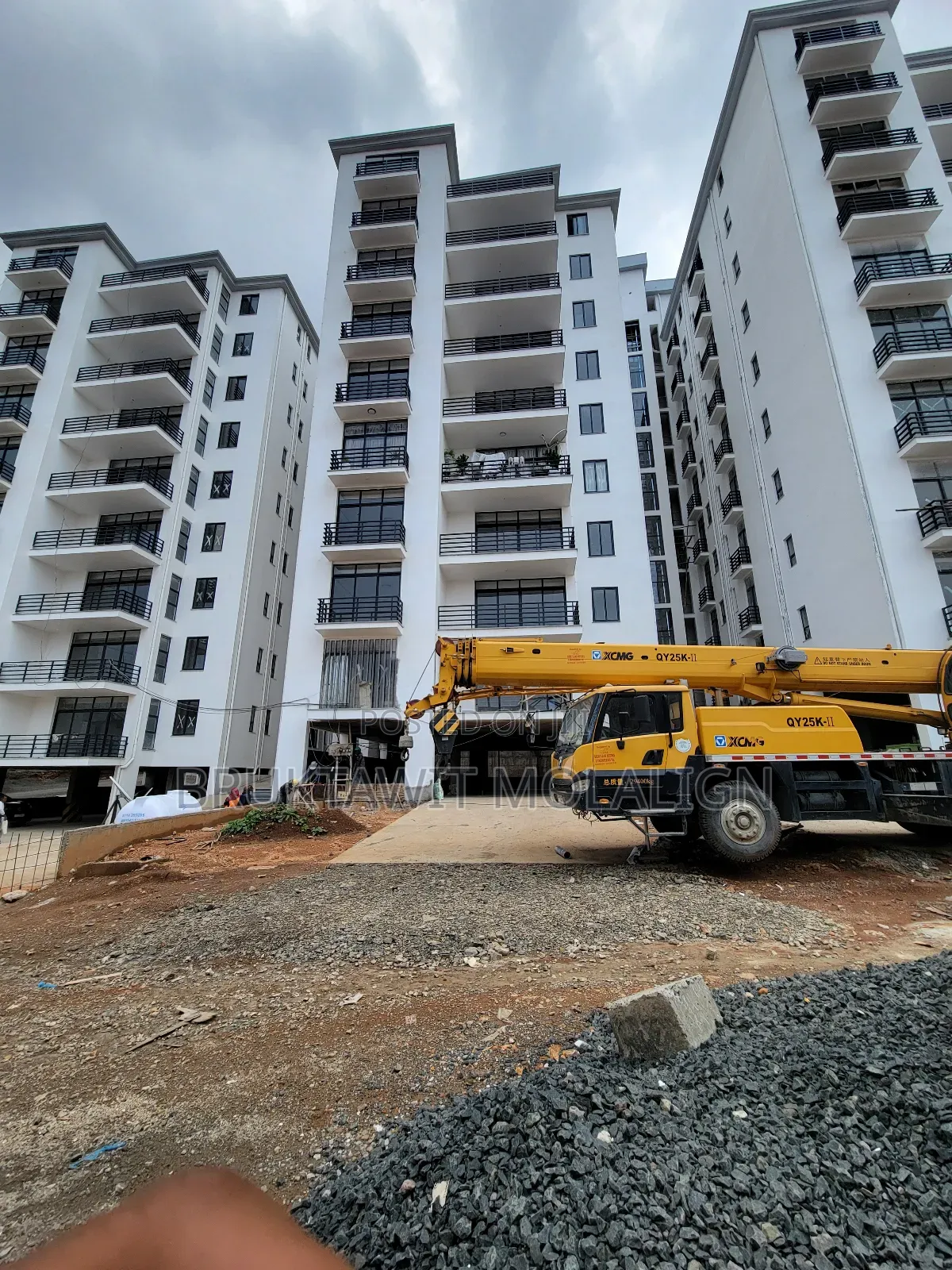 3bdrm Apartment in Yetebaberut, Addis Ketema for sale