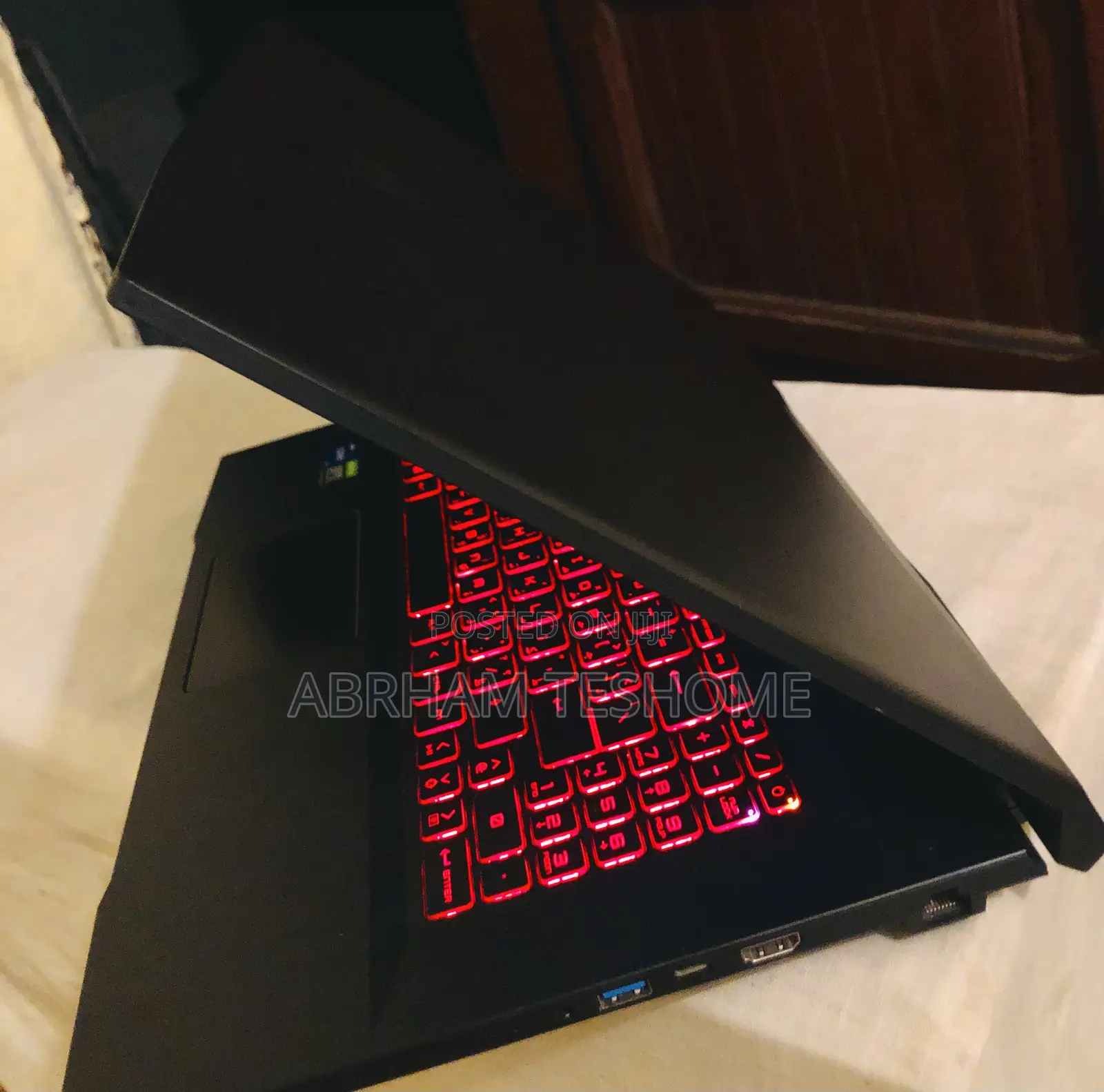 Laptop MSI Katana GF76 16GB Intel Core I7 SSD 512GB