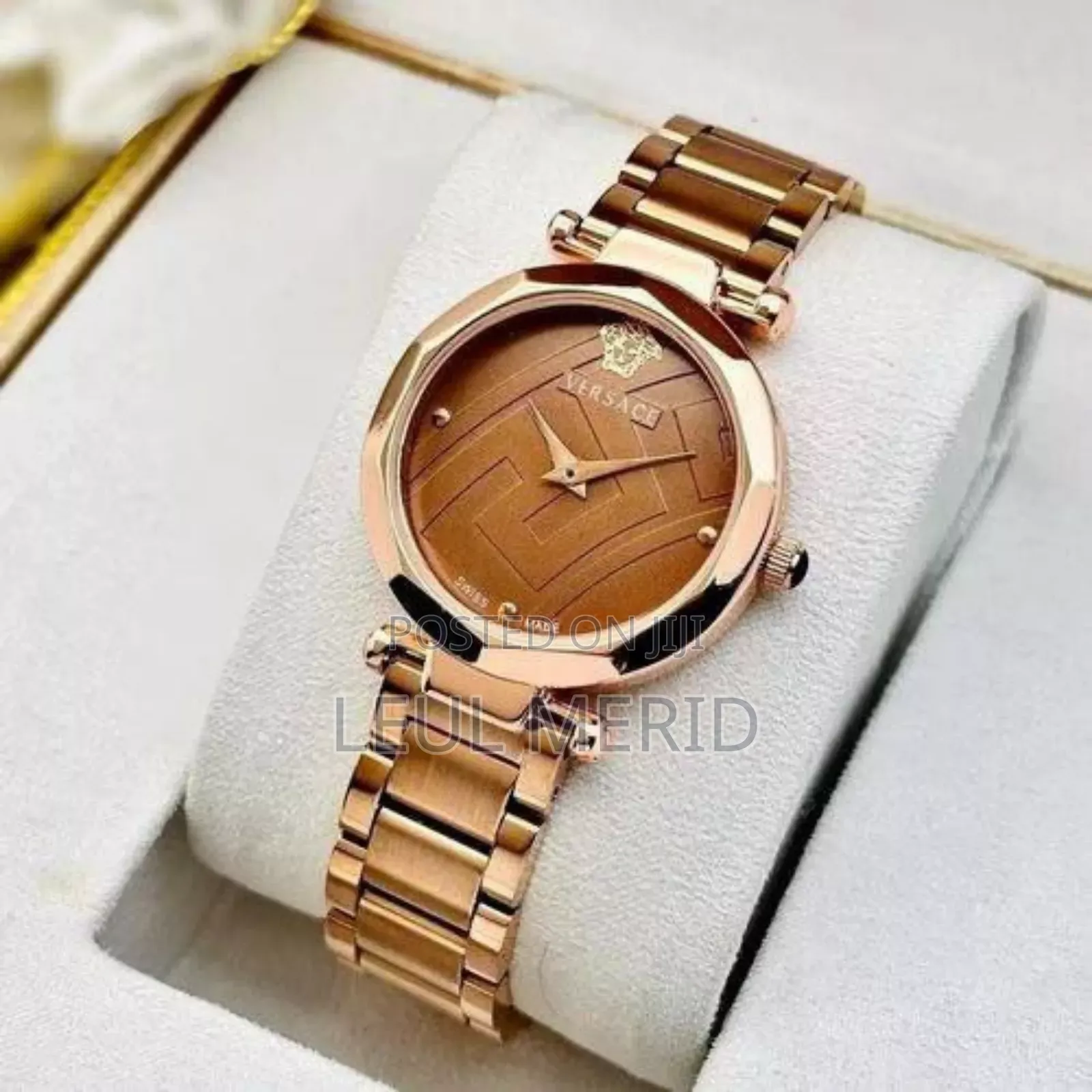 Ladies Watch
Elegant Design